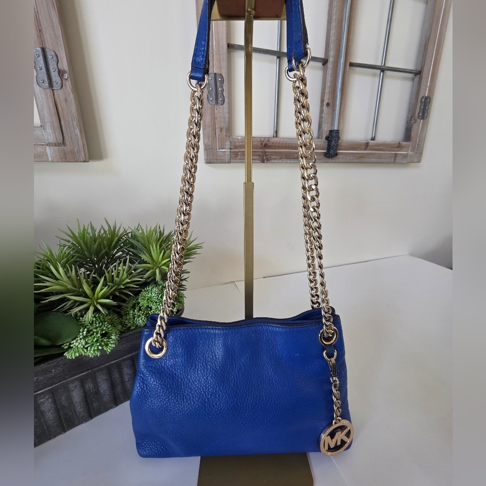 Michael Kors Cobalt Blue Pebbled Leather Chain Strap/ Crossbody Bag MK Charm